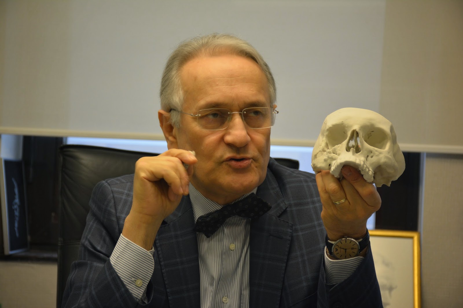 Uzm.  Dr. Sacit Hsn Karademir