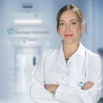 Op. Dr. Esra Arık
