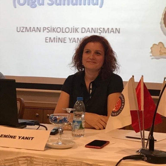 Uzm. Dr. Emine Yanıt