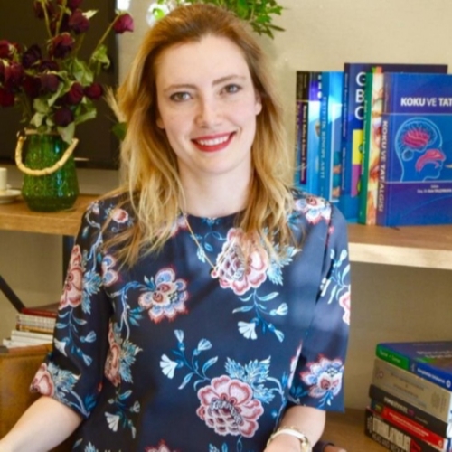 Doç. Dr. Esin Yalçınkaya