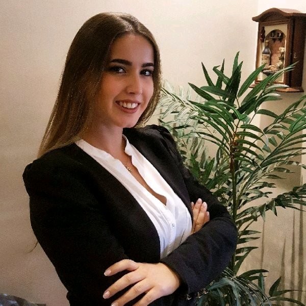 Dyt. Tuğçe Ayayüksel