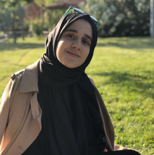 Dr Betül Yalçın