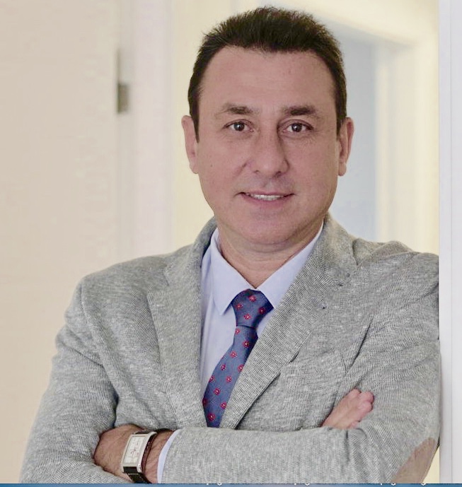 Op. Dr. Hakan Çoker