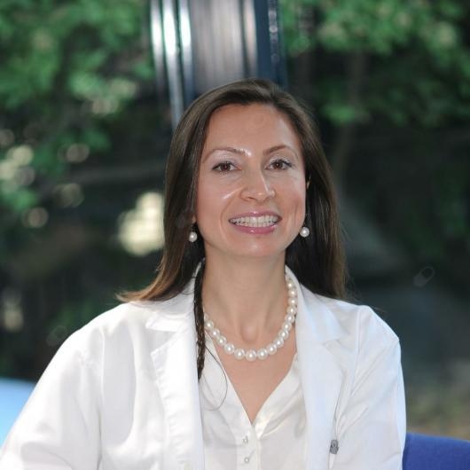 Op. Dr. Esra Çelik Şenel