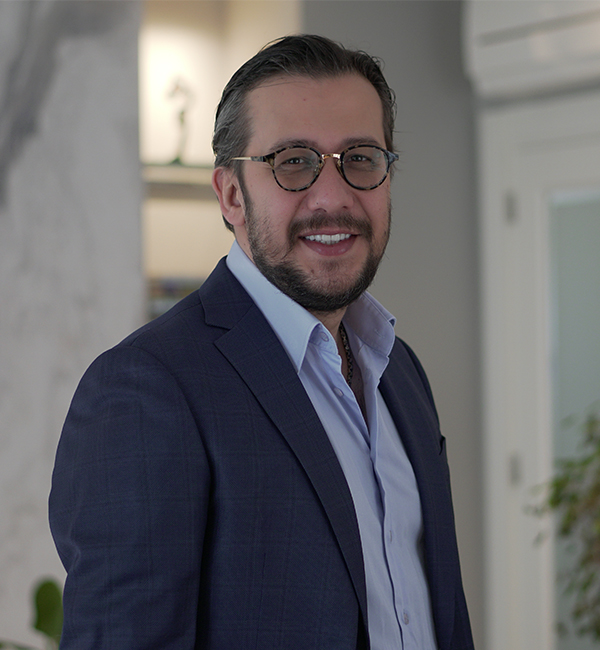 Op. Dr. Serbülent Güzey