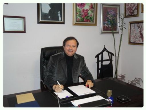 Doç. Dr. Adnan Cansever