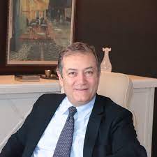 Dr. Mutluhan İzmir