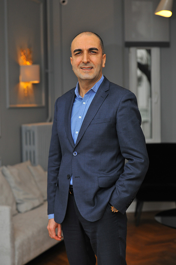 Prof. Dr. Şükrü Yazar